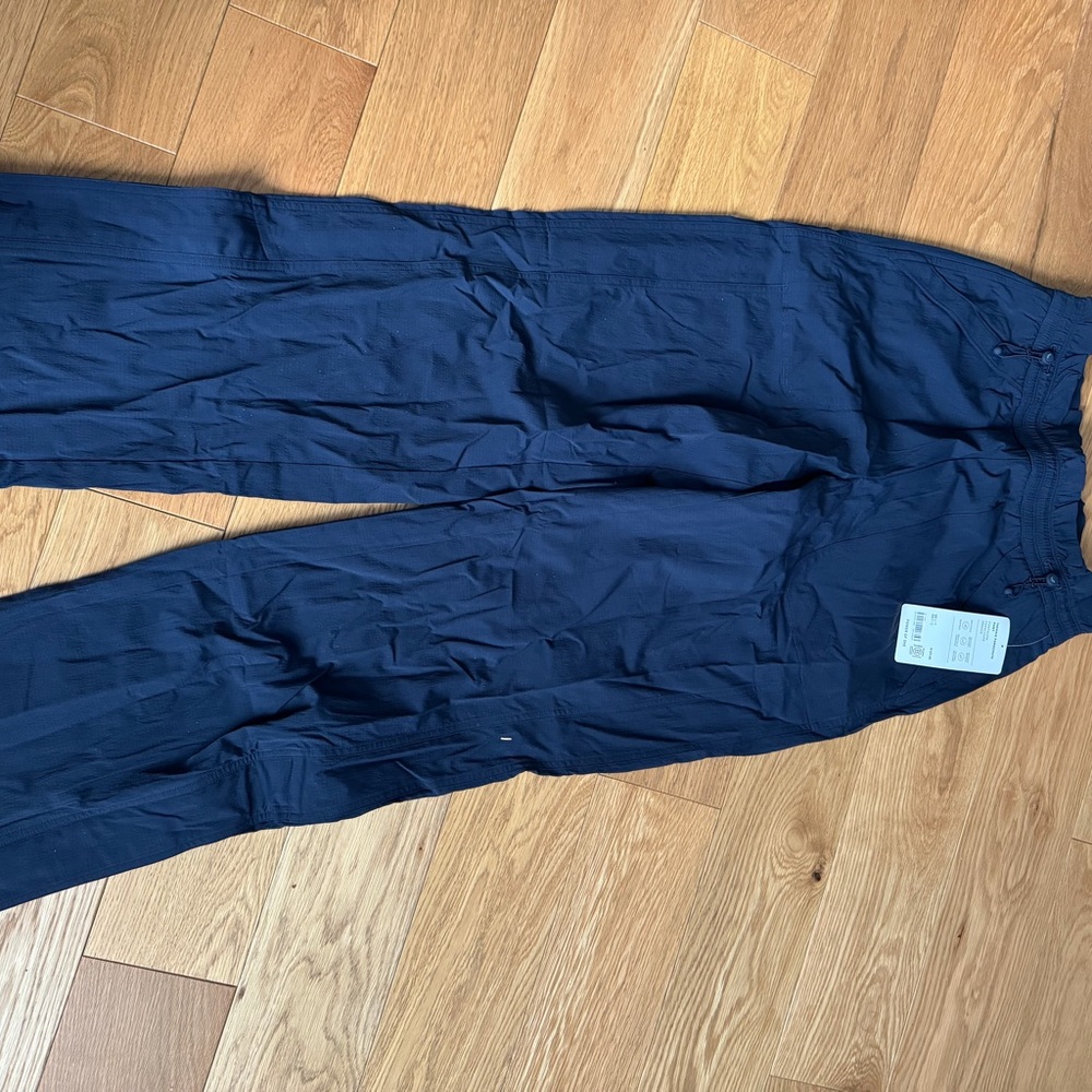 Athleta Dark Blue Relaxed Pants
